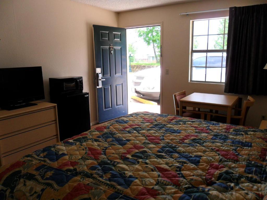 Regency Inn 유레카 스프링스 외부 사진